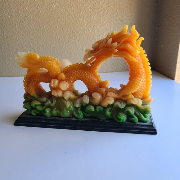 Chinese Dragon Holding Crystal - Picture 4 of 5